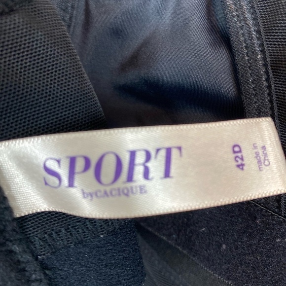 Lane Bryant Black Sports Bra Size 42D - Picture 3 of 3